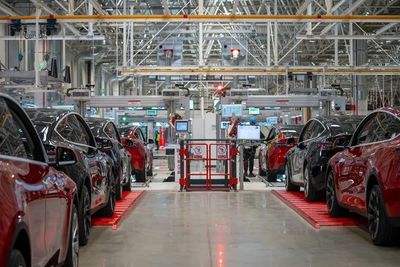 实地探访特斯拉上海超级工厂 爆款产品背后的“超级制造”